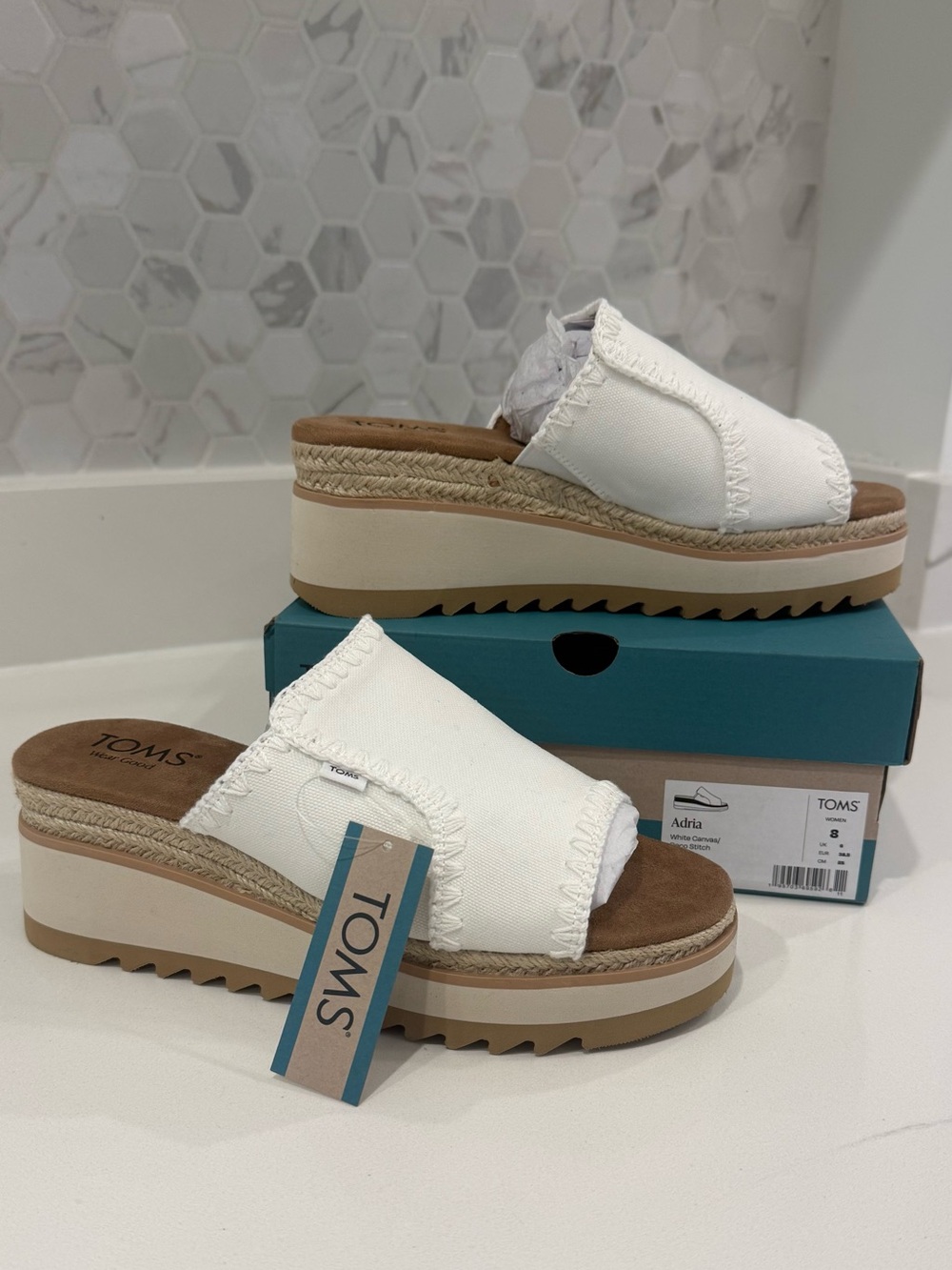 NWT TOMS Canvas Sandals
